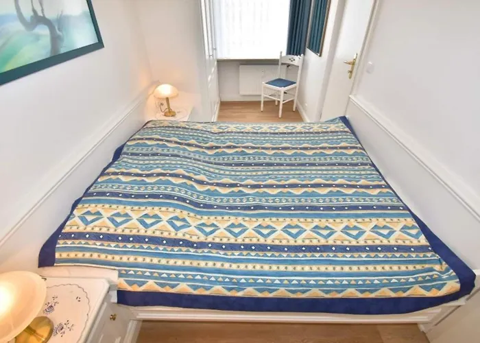 Carmen Sylva, App 15 *